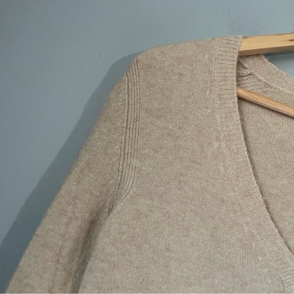 J. CREW HEATHER V NECK Tunic wool blend sweater XXS camel coloured - Picture 4 of 9